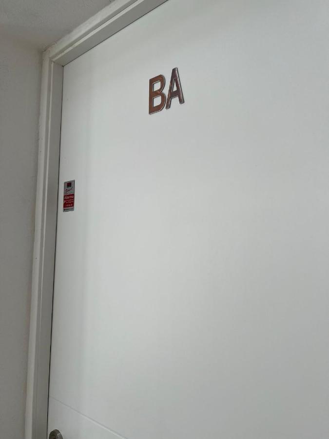 Apartamento Interior En El Absoluto Centro Ba Алхесирас Екстериор снимка